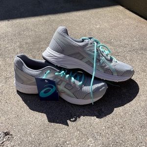 ASICS NEW running shoes / tennis shoes